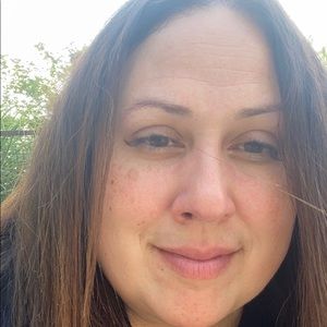 Meet your Posher, Regina